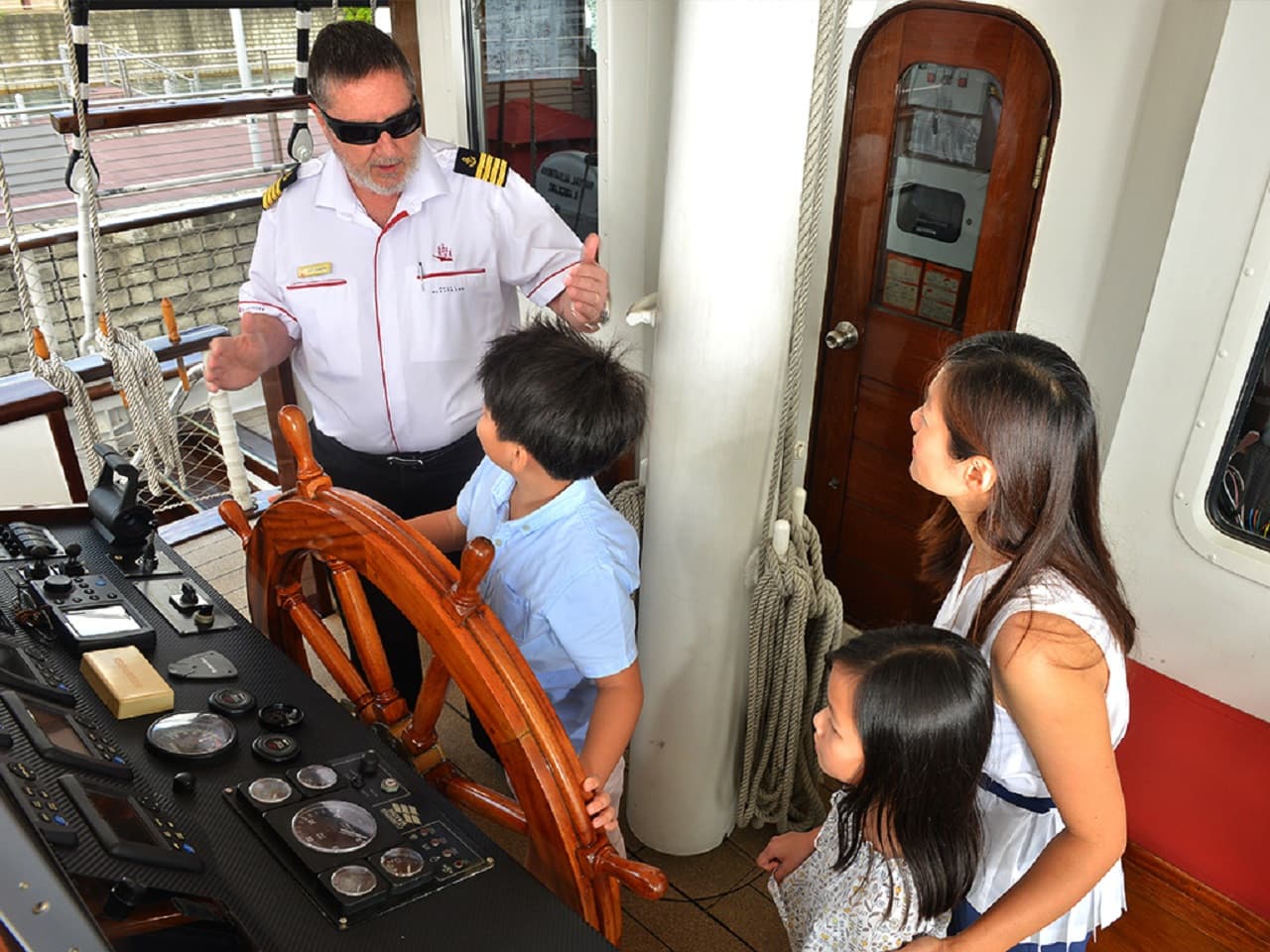 The Royal Albatross - Luxury Tall Ship Cruise Ticket - image 8