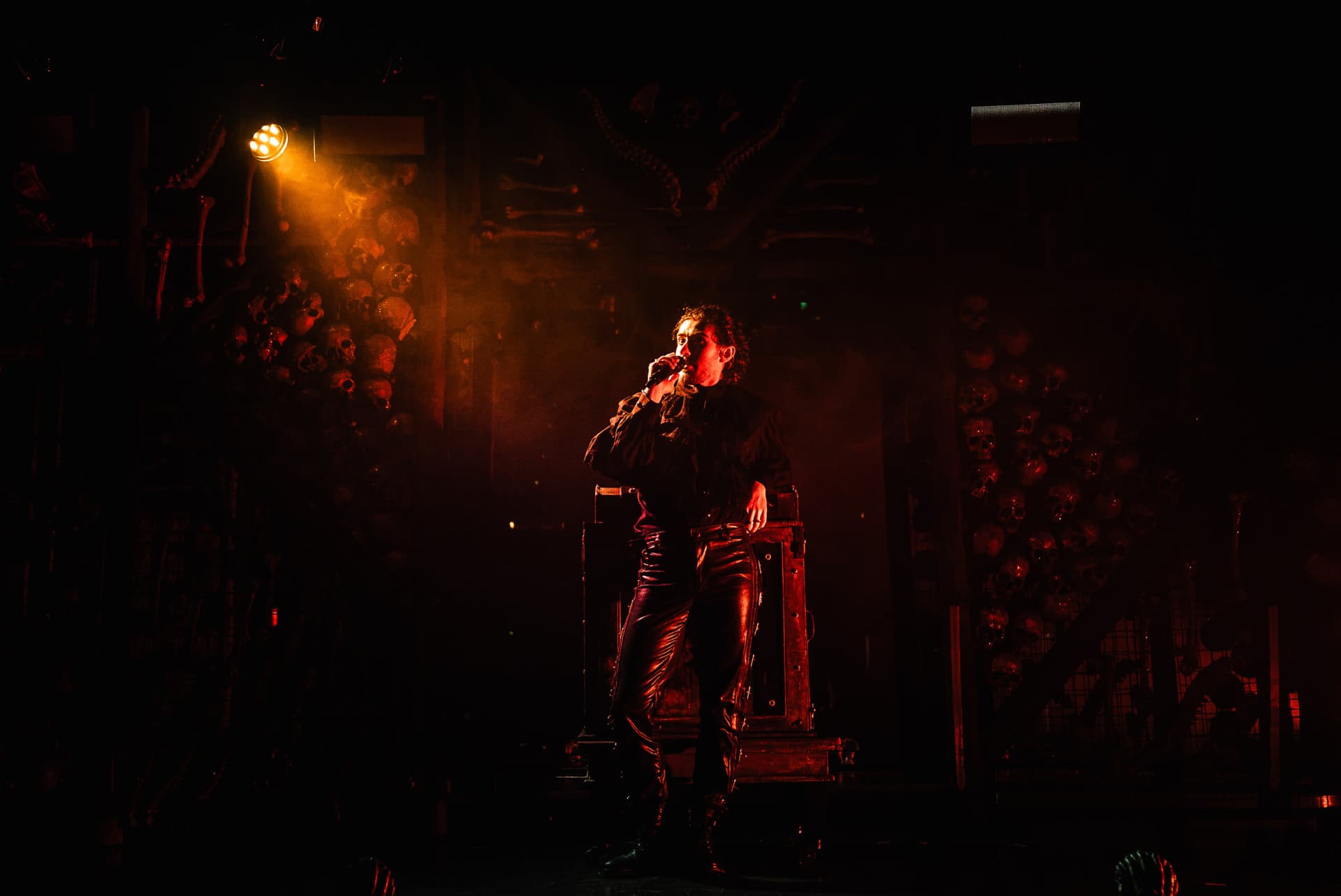 Dracula's Cabaret 3-Course Dinner and Show Ticket - image 8